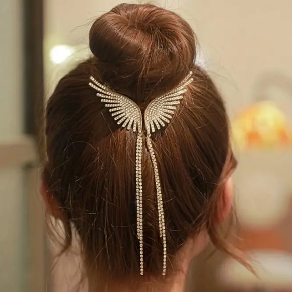 ANGEL WINGS BUN CLIP WITH TASSELS in Gold - Picture 2 of 3